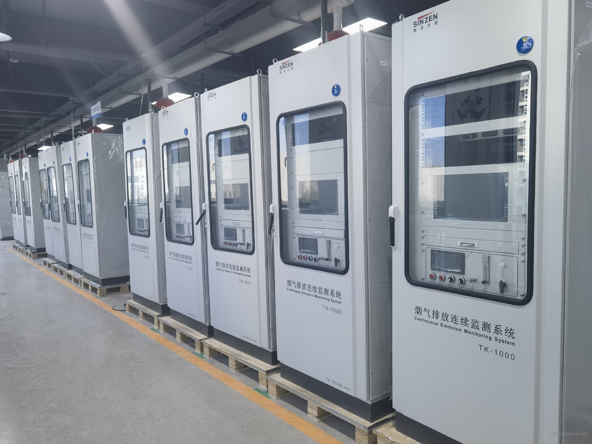 環(huán)保在線監(jiān)測(cè)系統(tǒng).jpg